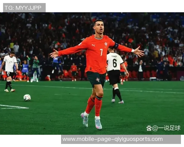 C罗自嘲已老却依然神勇40岁赛季进40球引发热议 C罗自嘲已老却依然神勇40岁赛季进40球引发热议